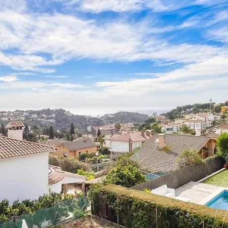 Sleeps 10 With Pool And Wifi Vila Lloret de Mar